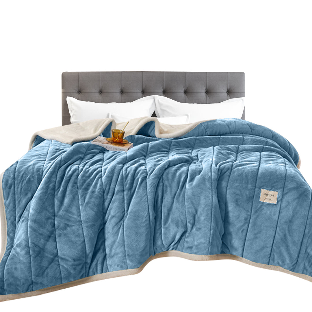 Light Blue Coral Fleece Throw Blanket Autumn Winter Warm 150x200cm