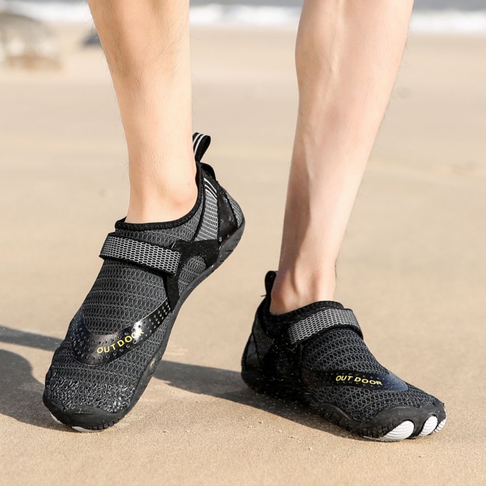 Water Shoes Barefoot Quick Dry Black EU43 US8.5 - Image 8