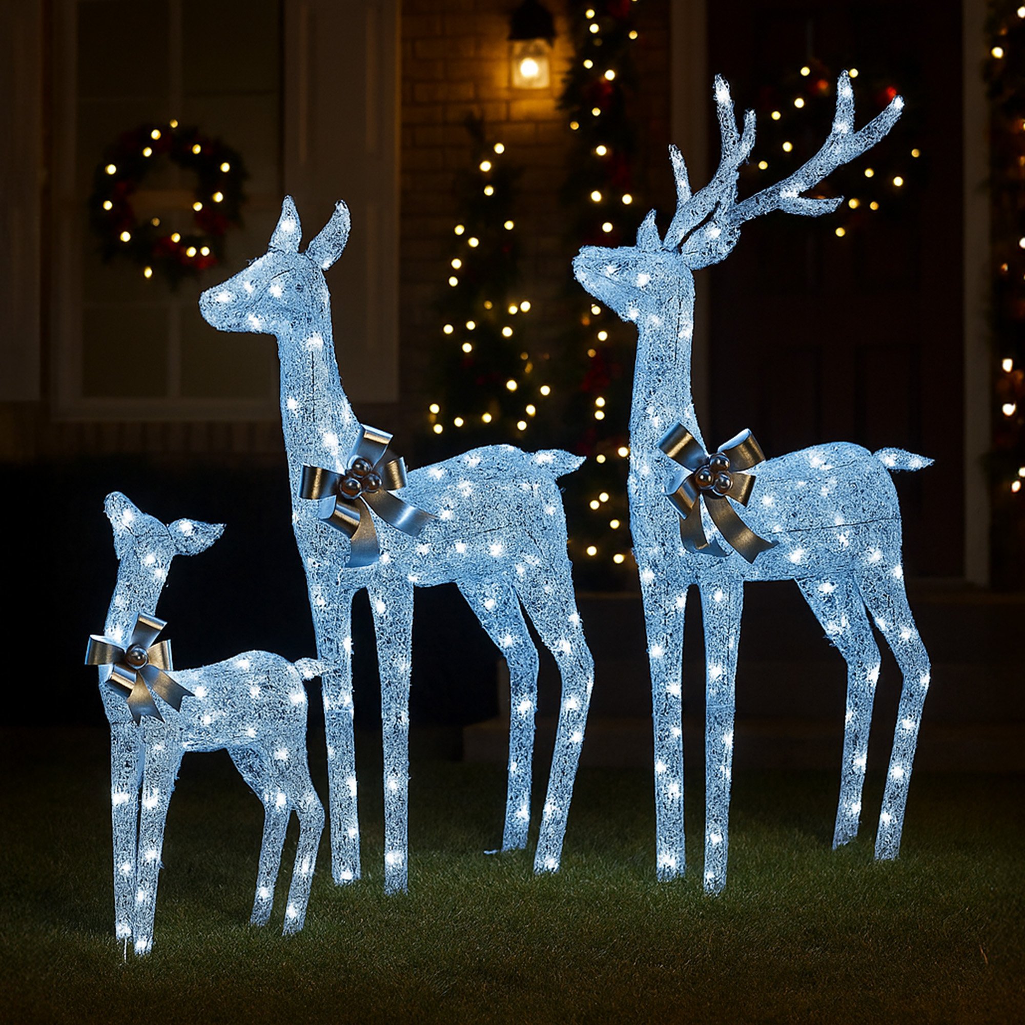 Christabelle Christmas Reindeer Display Set 3 Silver - Image 8