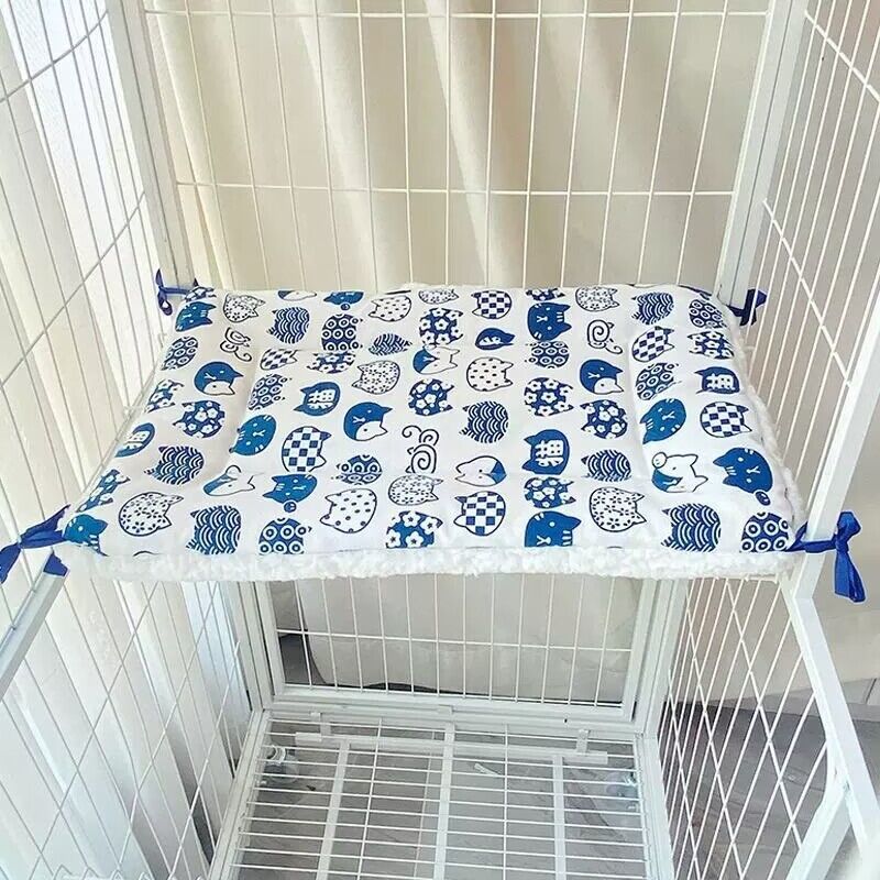 40x60cm Blue Cat on White Pattern Cage Platform Mat
