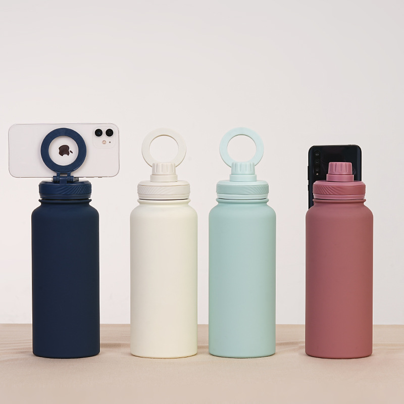 Matcha Green 1L Stainless Steel Water Bottle with Magnetic Phone Holder Lid - Image 6