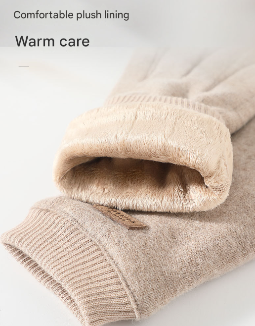 Pink Elegant Women's Wool Blend Winter Gloves - Touchscreen Warmth - Image 5