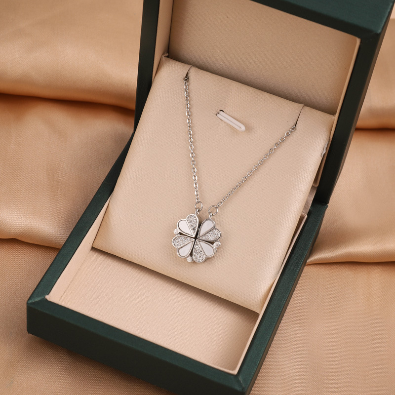 S925 Sterling Silver Clover to Hearts Necklace Platinum